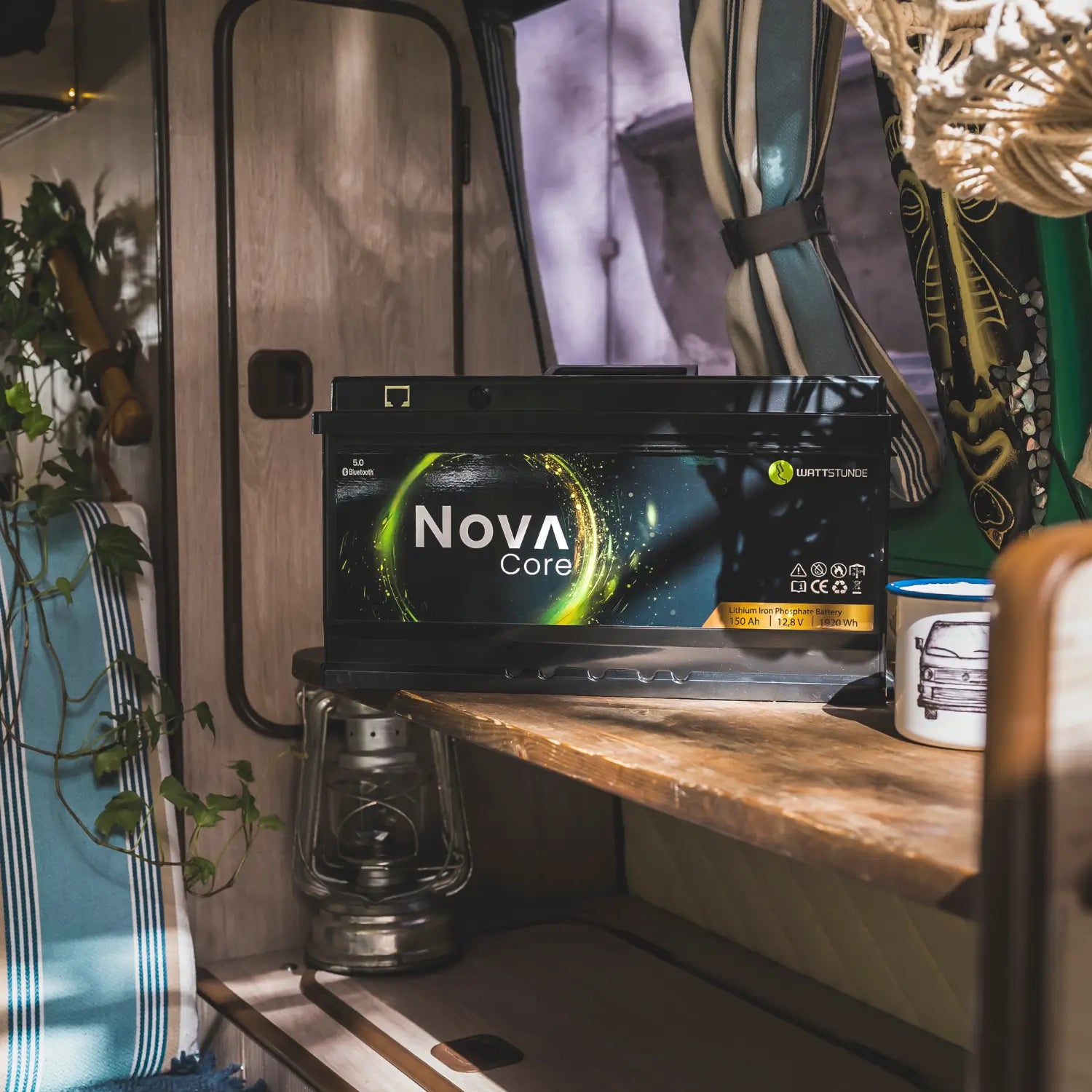 NOVA Base vs. NOVA Core: Finde die richtige Lithium-Batterie für Dein Abenteuer!